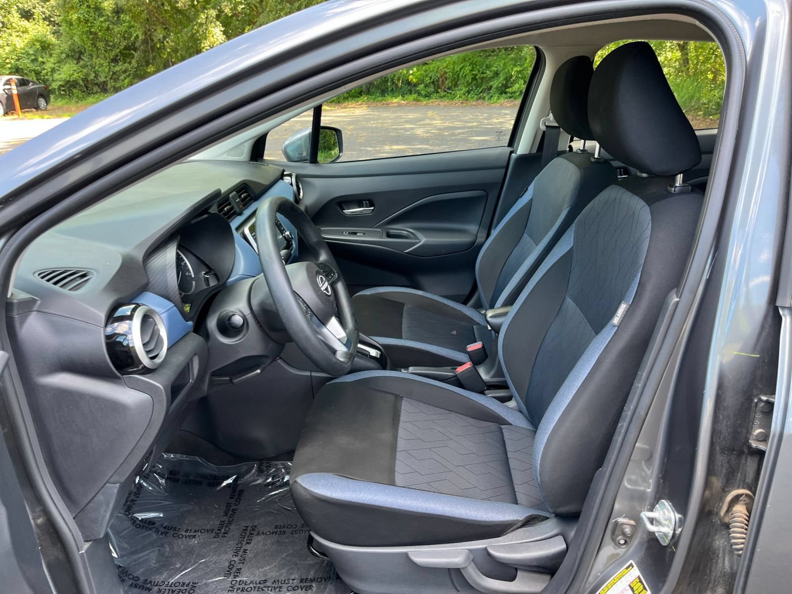 Used 2025 Nissan Versa SV FWD image 24