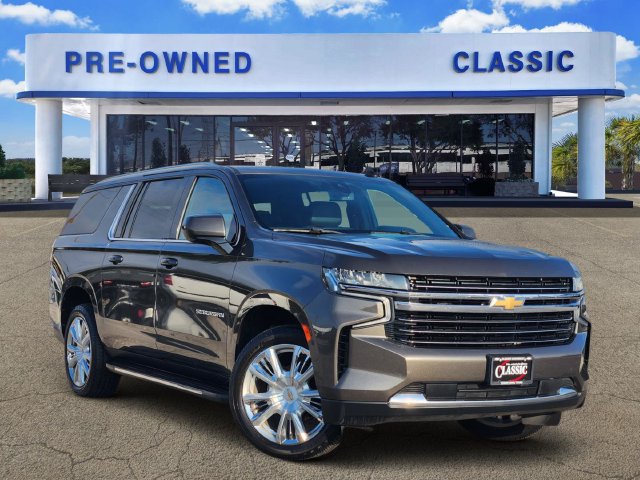 Used 2021 Chevrolet Suburban LT RWD image 1
