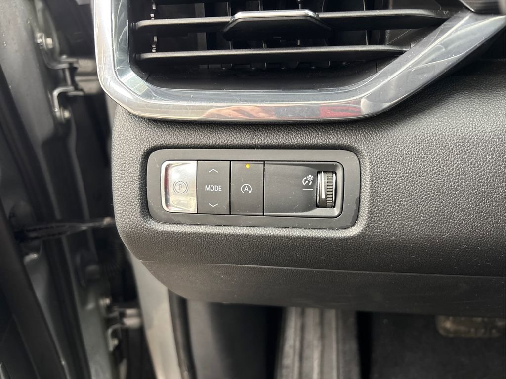 Used 2024 GMC Acadia Elevation w/ Trailering Package image 41