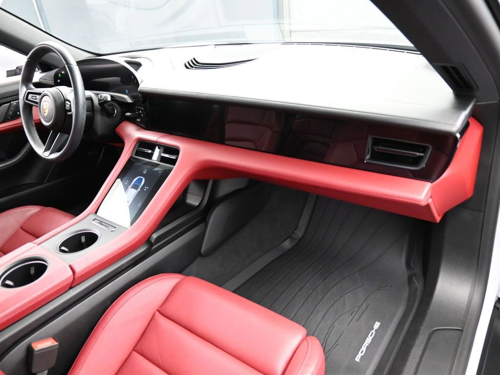 Certified 2024 Porsche Taycan RWD image 31
