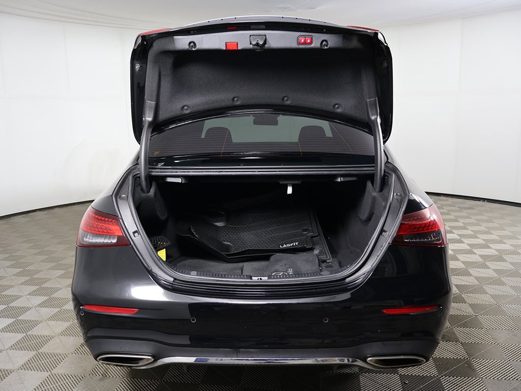 Used 2021 Mercedes-Benz E 350 4MATIC Sedan image 16