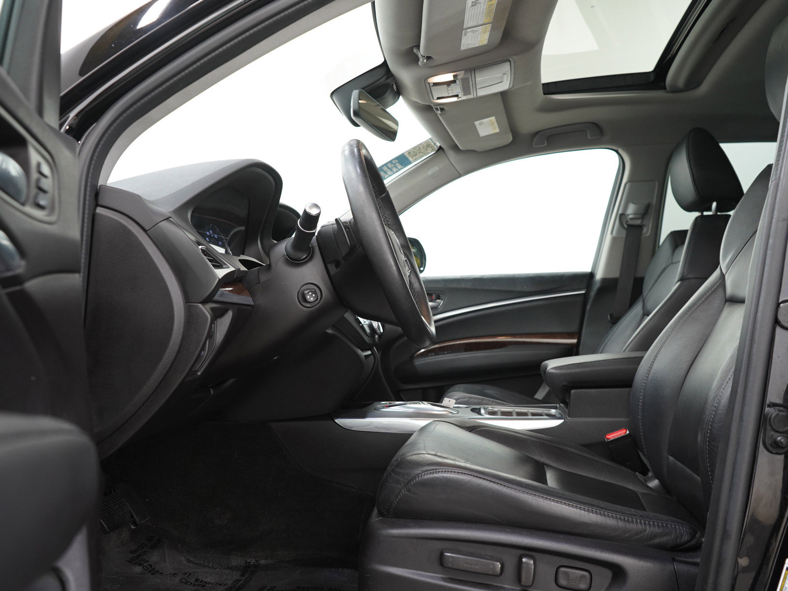 Used 2018 Acura MDX SH-AWD image 25