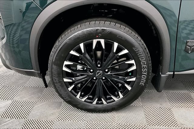 New 2026 Nissan Rogue Dark Armor AWD/4WD image 12