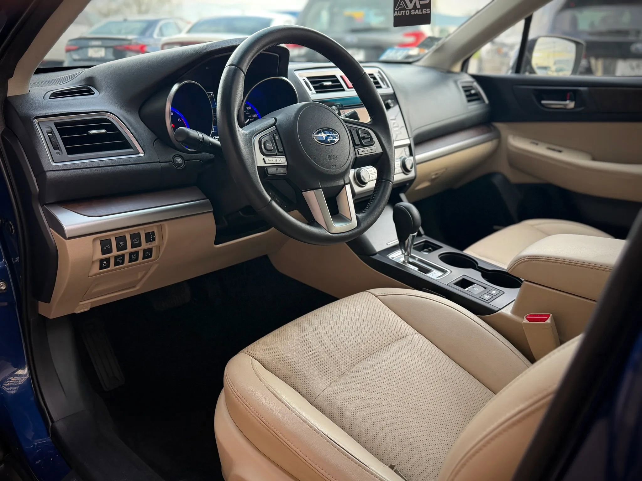 Used 2016 Subaru Outback 2.5i Limited AWD/4WD image 11