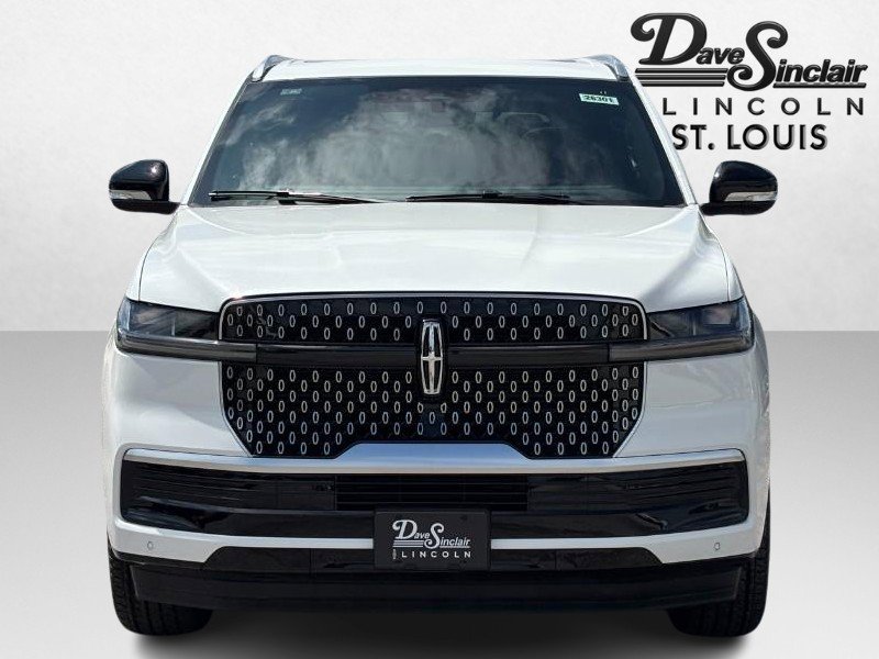 New 2026 Lincoln Navigator Reserve AWD/4WD image 8