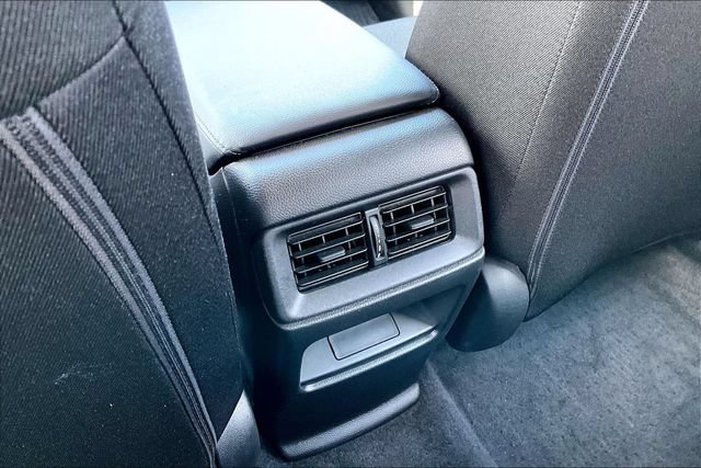Used 2025 Honda CR-V LX image 10