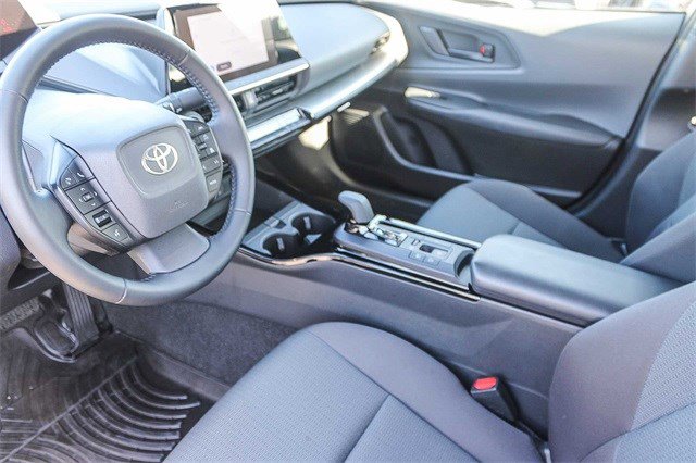 Certified 2024 Toyota Prius LE image 18