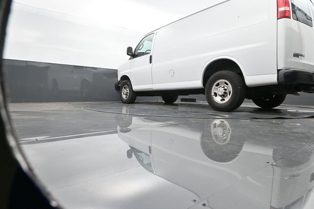 Used 2020 Chevrolet Express 2500 w/ Driver Convenience Package image 10