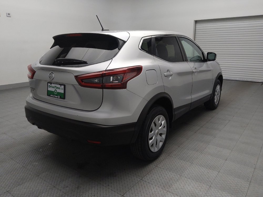 Used 2020 Nissan Rogue Sport S image 9