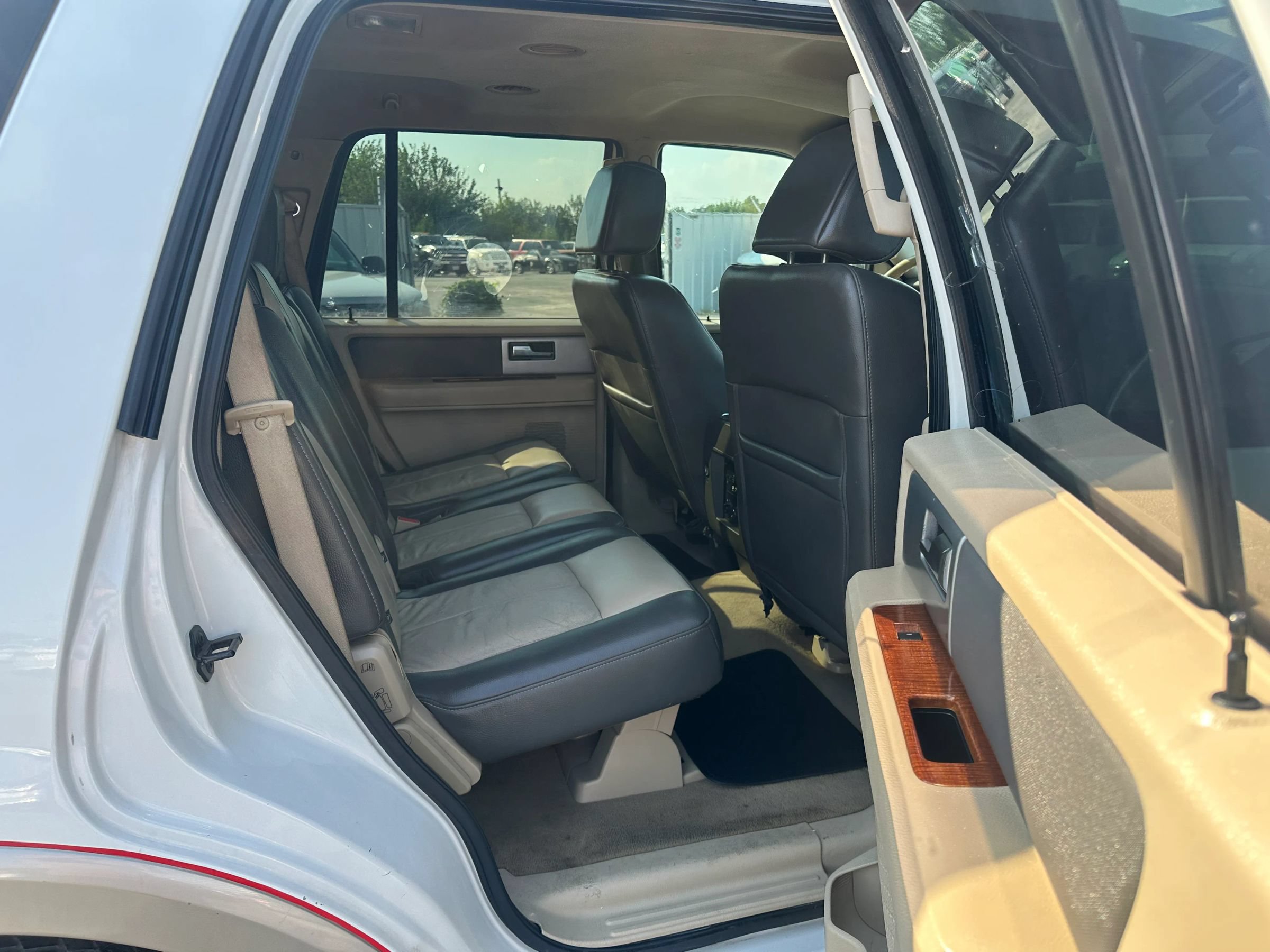 Used 2008 Ford Expedition Eddie Bauer RWD image 14