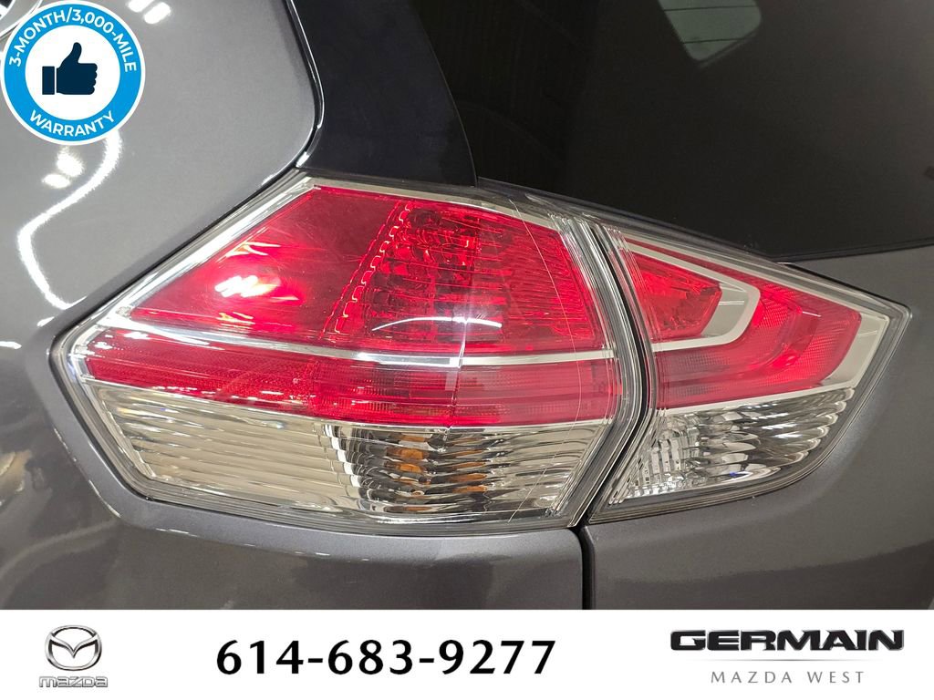 Used 2016 Nissan Rogue SL w/ SL Premium Package image 17