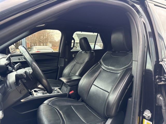 Used 2020 Ford Explorer ST image 10