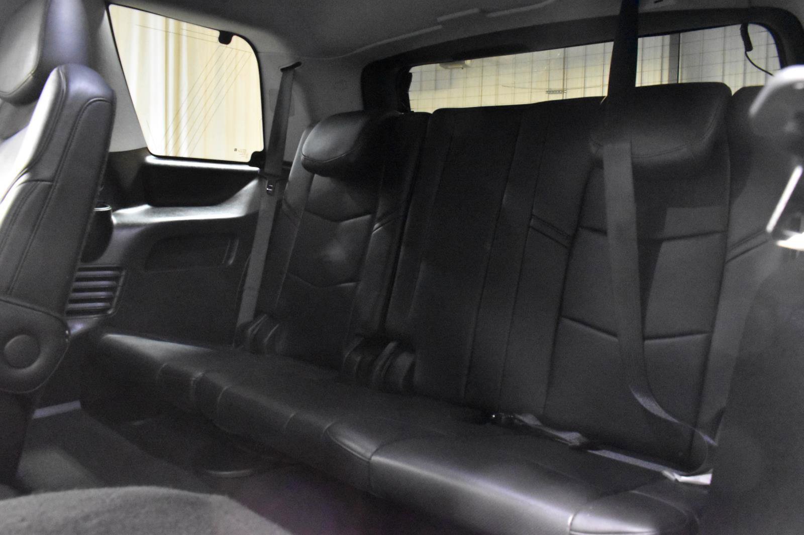 Used 2019 Cadillac Escalade Premium Luxury image 6