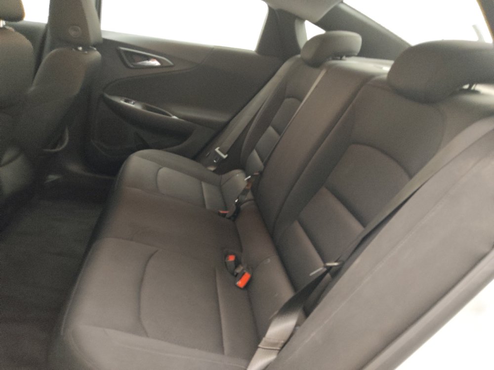 Used 2019 Chevrolet Malibu LS FWD image 18