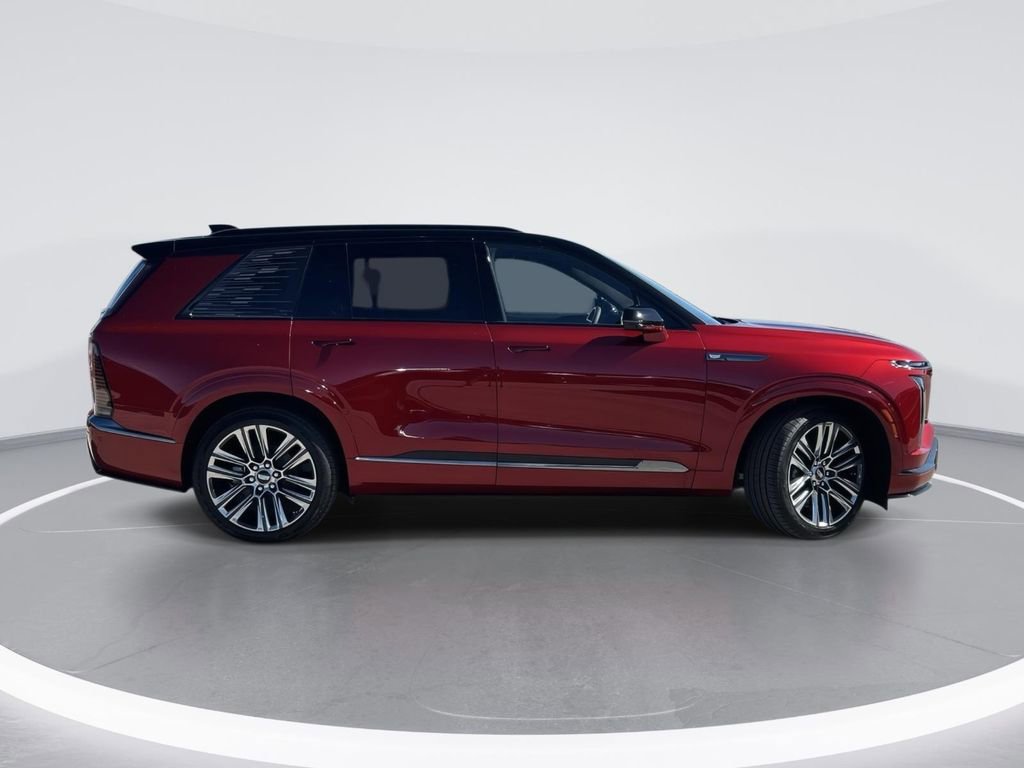 New 2026 Cadillac Vistiq Platinum image 3