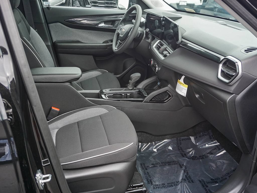New 2026 Chevrolet TrailBlazer LS w/ LS Confidence Package FWD image 12