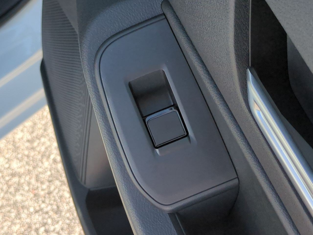 New 2026 Nissan Sentra SV w/ SV Convenience Package FWD image 34