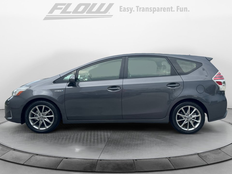 Used 2015 Toyota Prius V Five w/ Advanced Technology Package FWD image 5