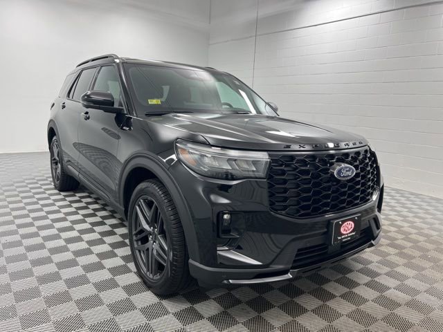 Used 2025 Ford Explorer ST-Line w/ Premium Package