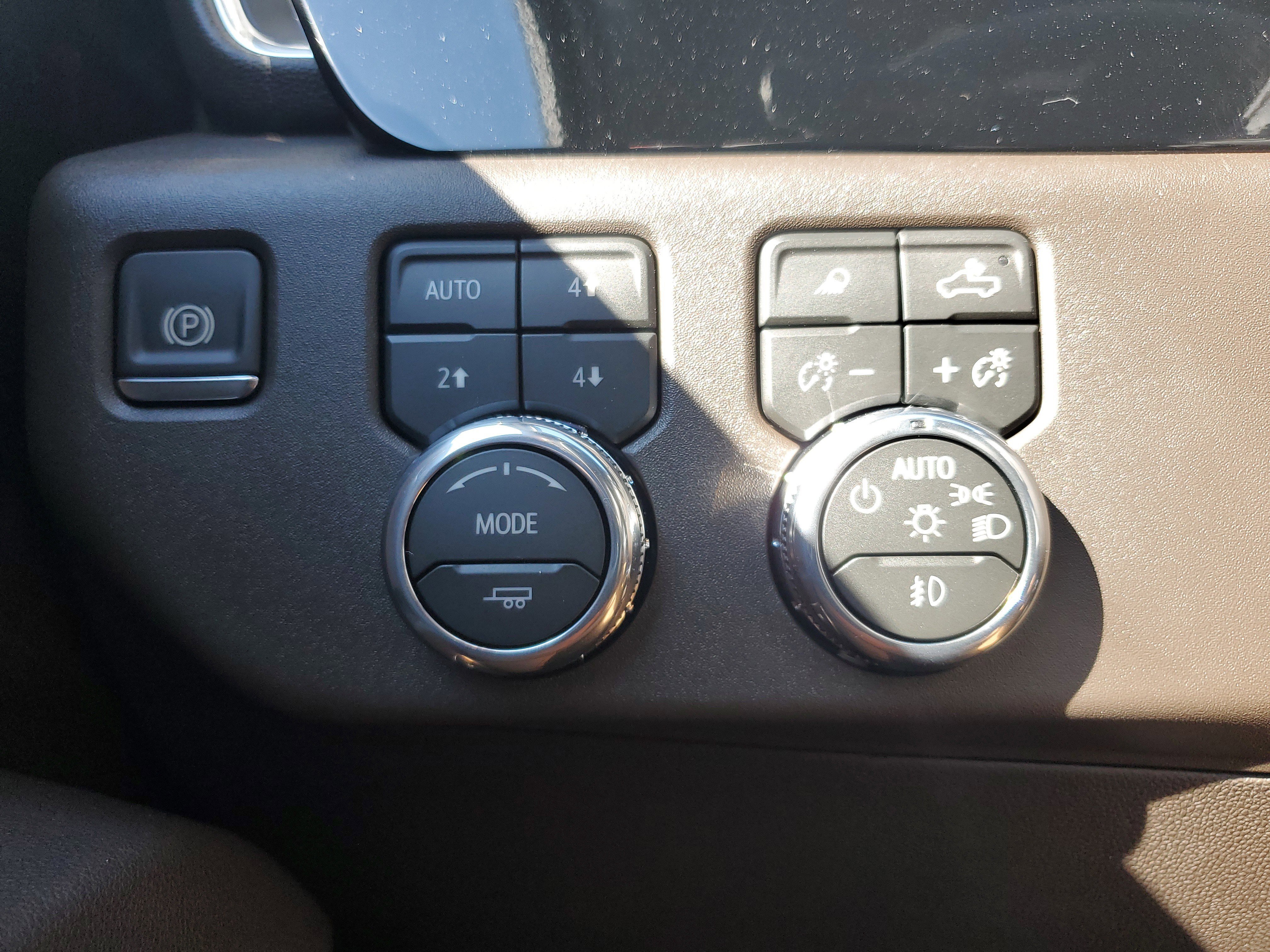 New 2026 GMC Sierra 1500 SLT image 30