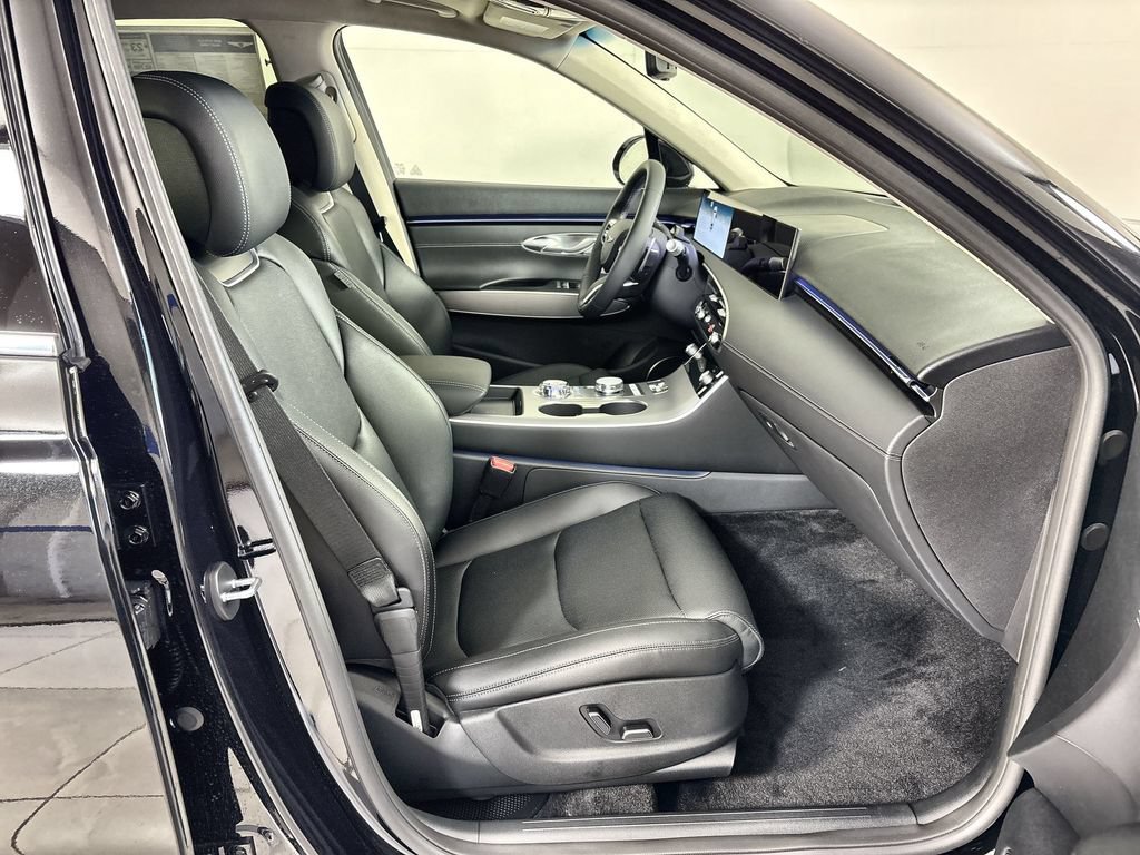 New 2026 Genesis GV70 2.5T Select AWD/4WD image 26