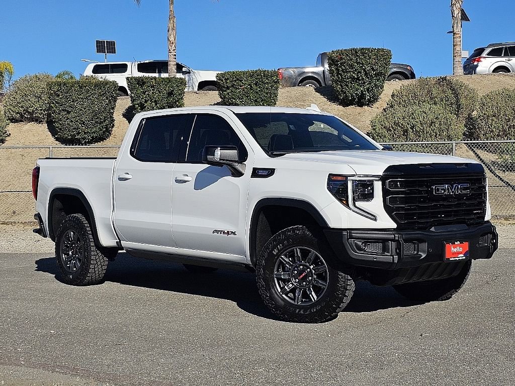 Used 2025 GMC Sierra 1500 AT4X image 3