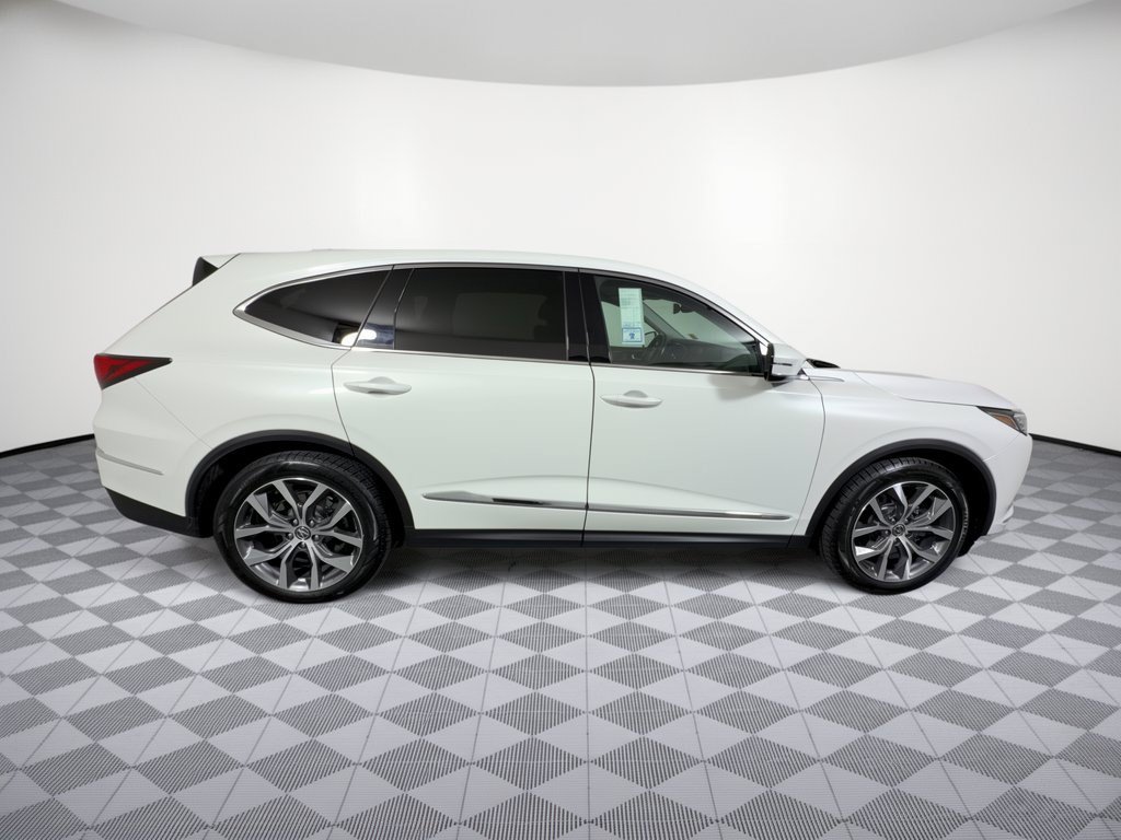 Used 2023 Acura MDX w/ Technology Package AWD/4WD image 8