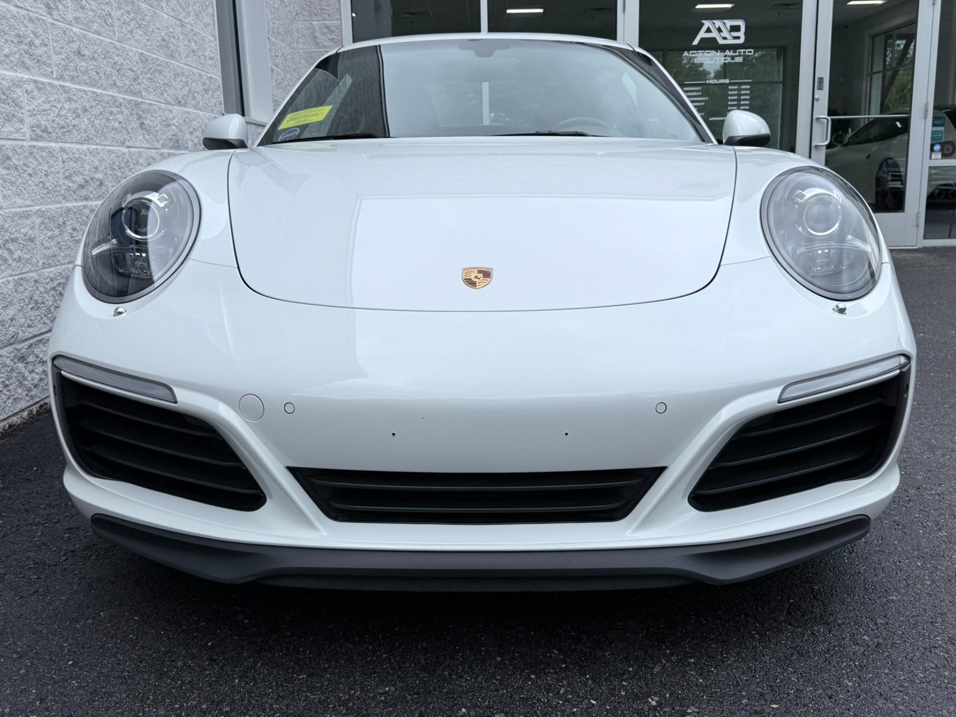 Used 2017 Porsche 911 Carrera 4 AWD/4WD image 13