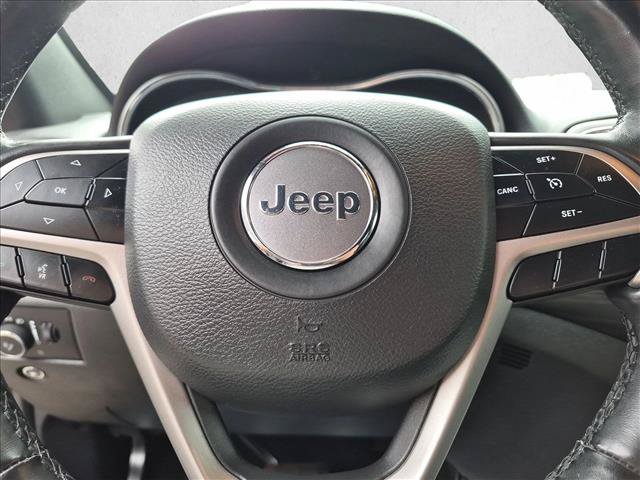 Used 2019 Jeep Grand Cherokee Altitude AWD/4WD image 21