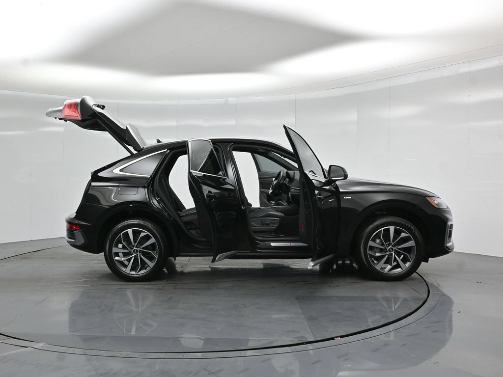 Used 2021 Audi Q5 2.0T Premium Plus w/ Premium Plus Package AWD/4WD image 5