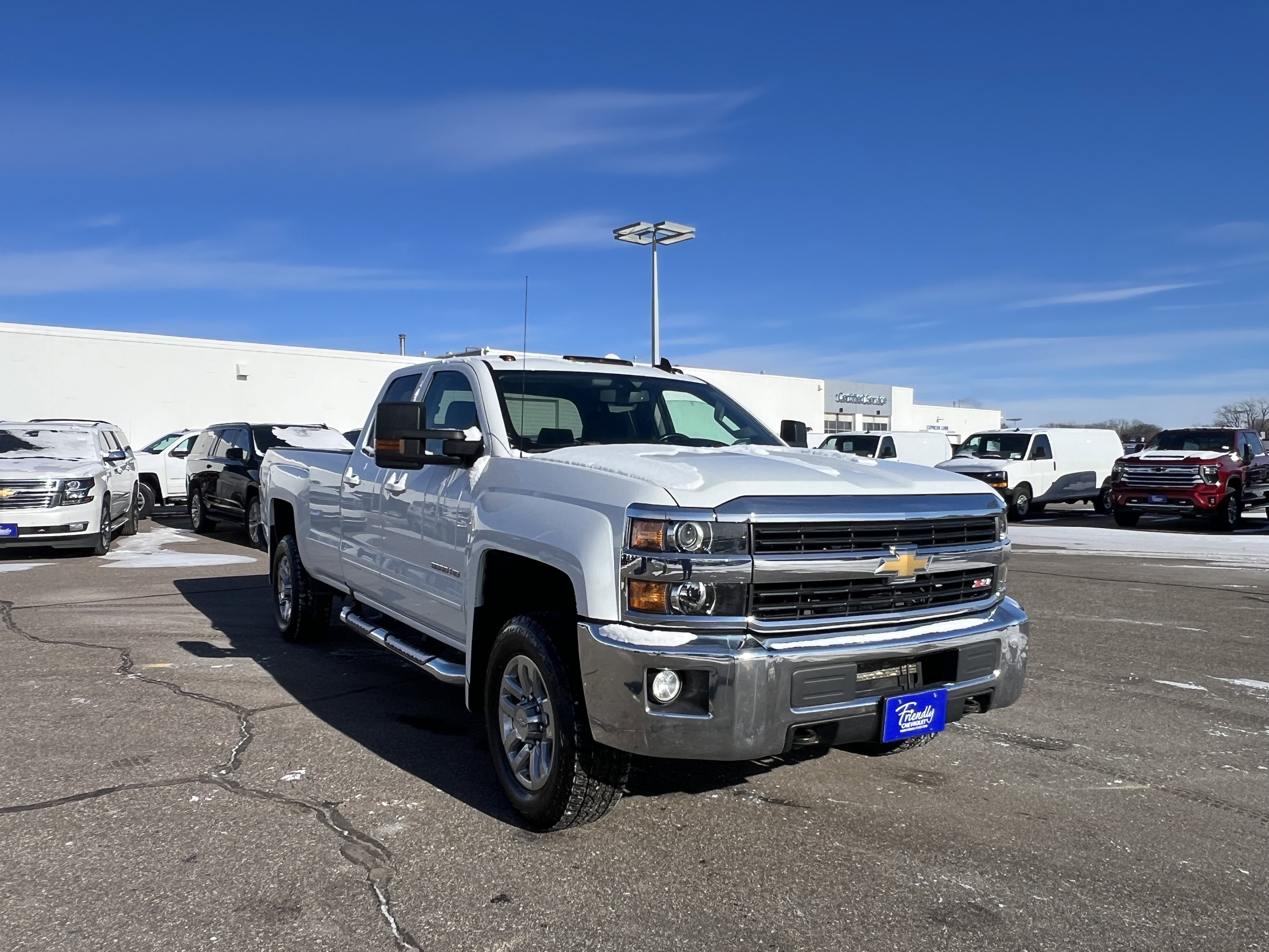 Used 2017 Chevrolet Silverado 3500 LT image 2
