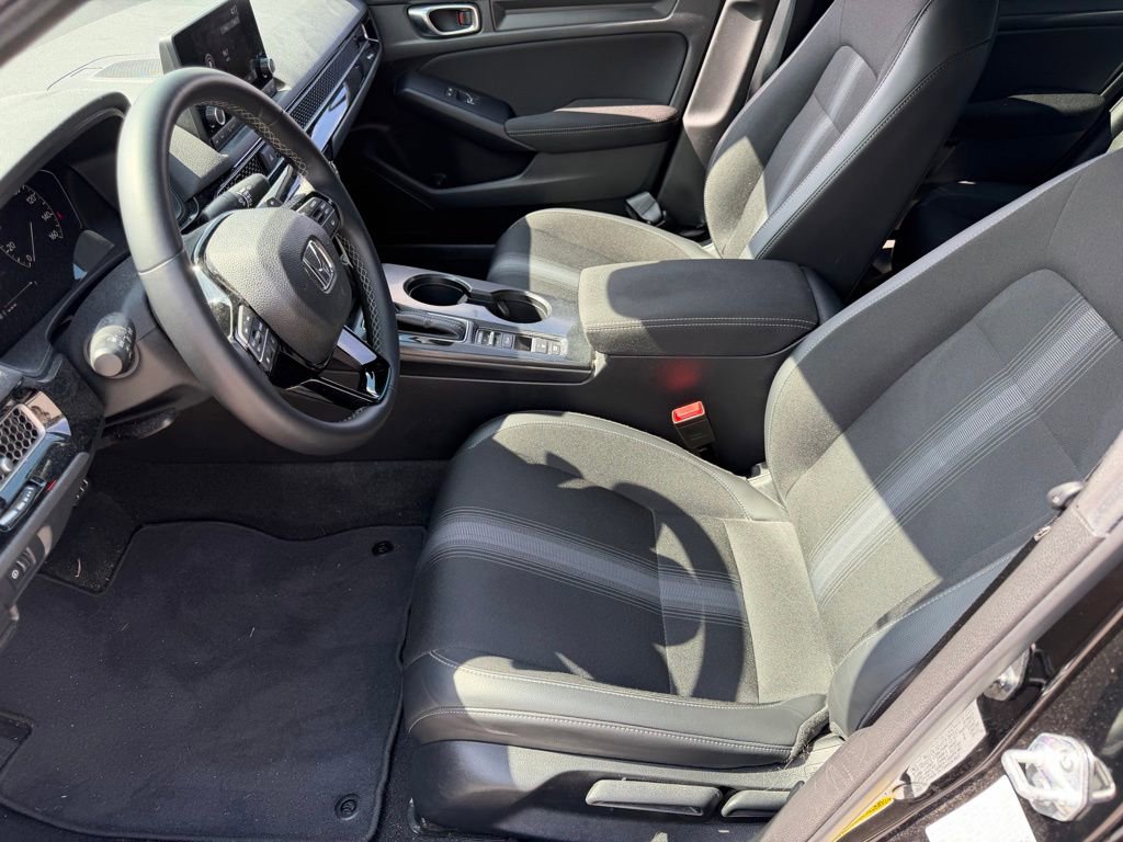 Used 2023 Honda Civic Sport image 22