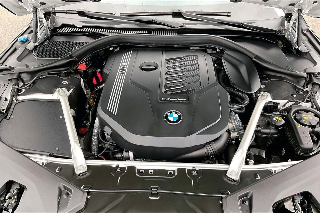 Used 2023 BMW 840i xDrive 840i w/ Comfort Seating Package image 31