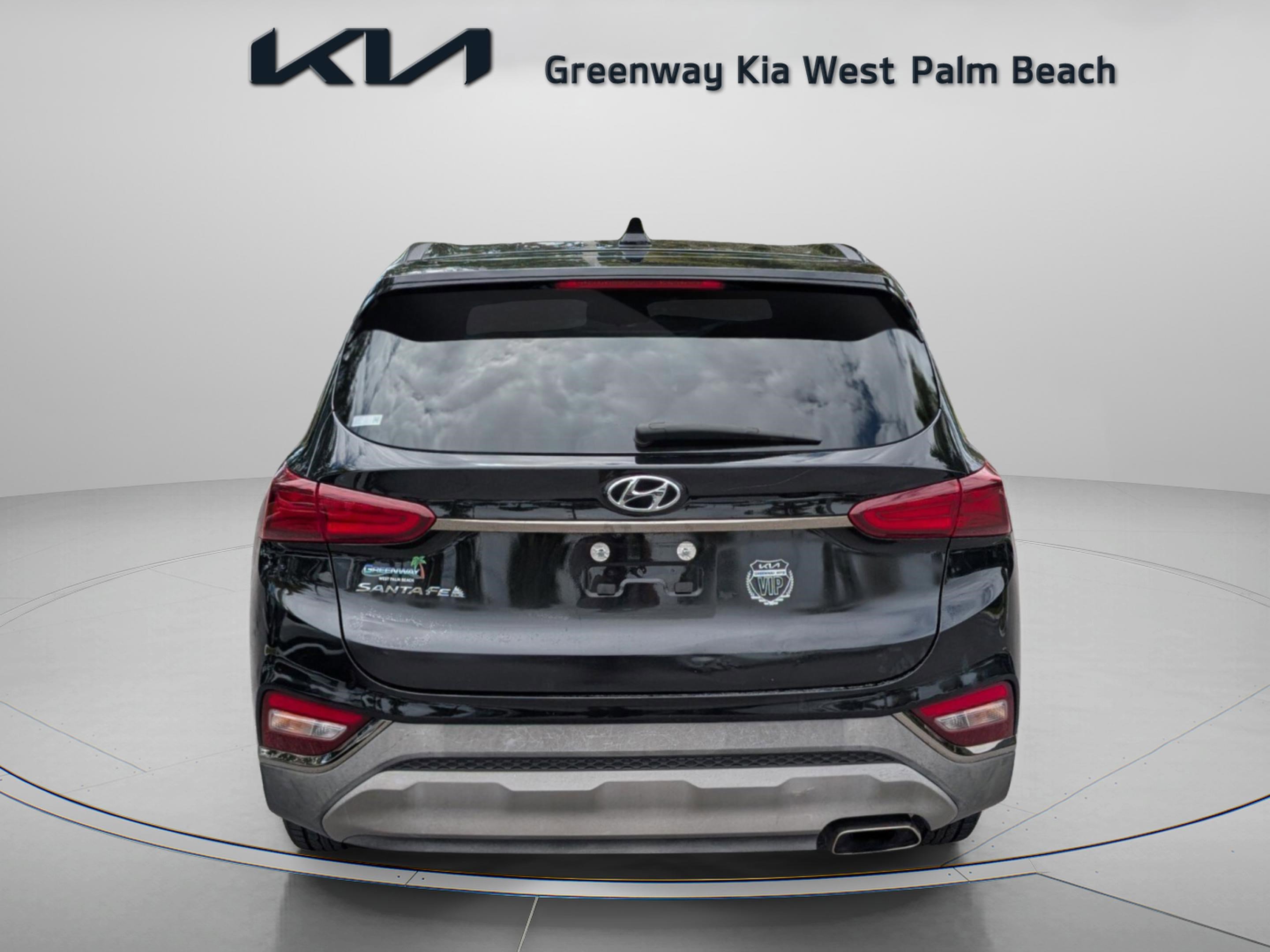 Used 2019 Hyundai Santa Fe SEL FWD image 6