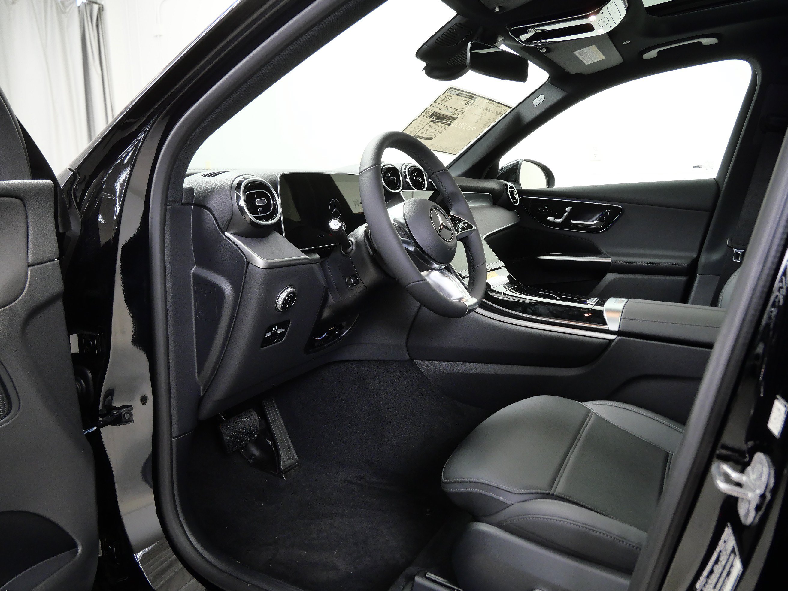 New 2026 Mercedes-Benz GLC 300 4MATIC image 8