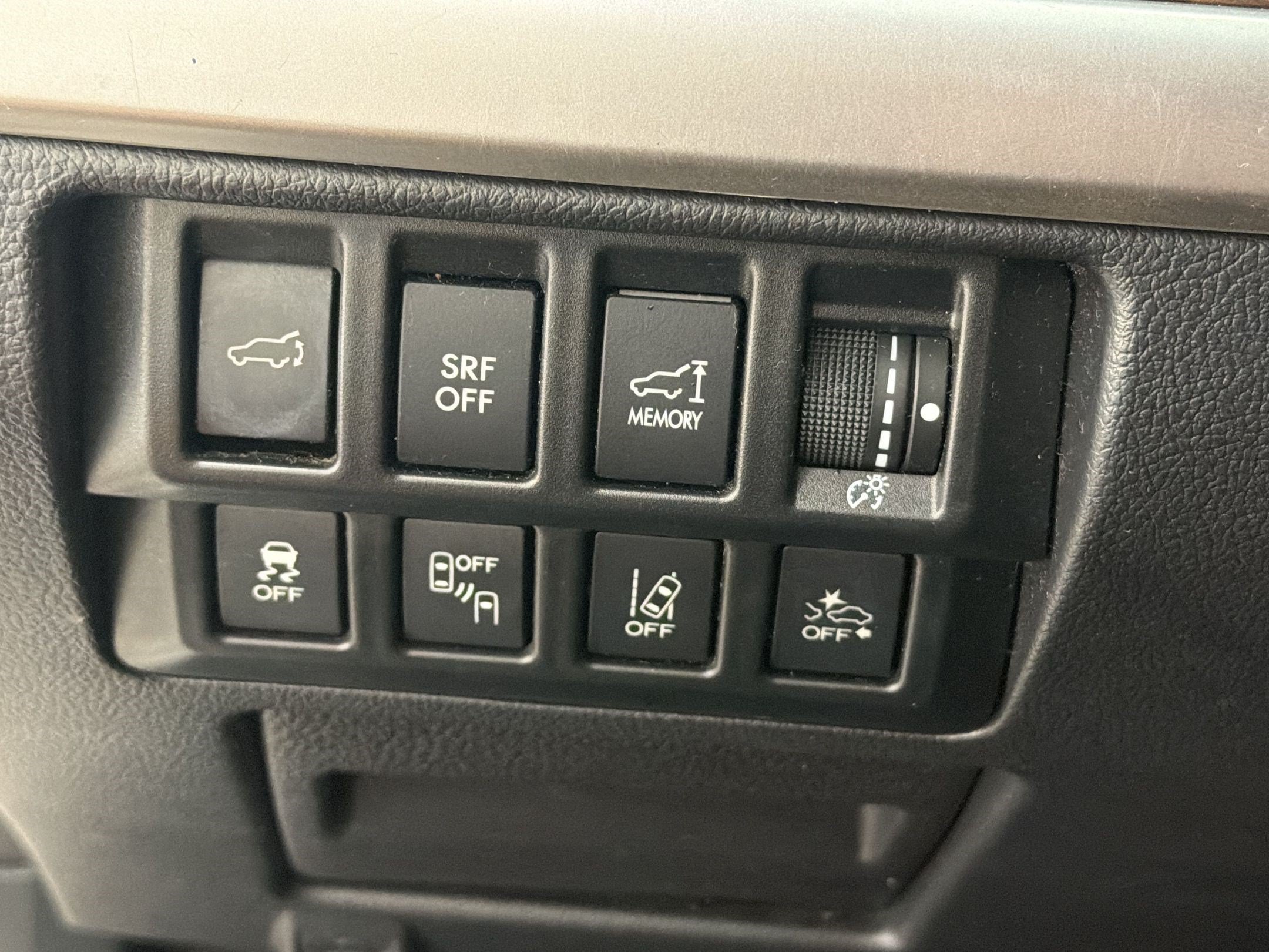 Used 2017 Subaru Outback 3.6R Touring AWD/4WD image 19