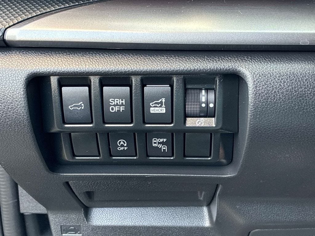 Used 2021 Subaru Forester Premium AWD/4WD image 25