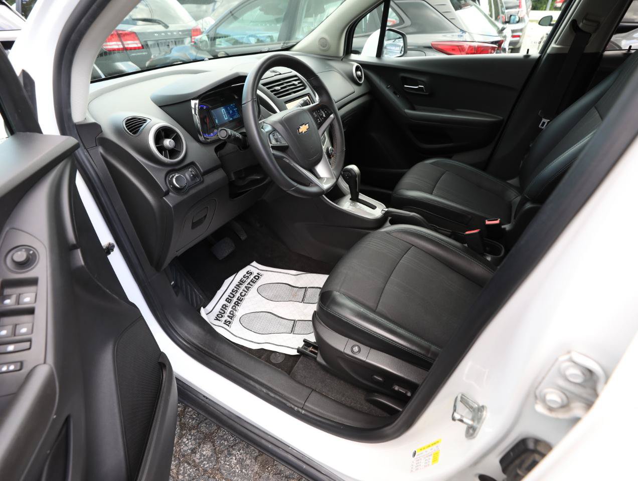 Used 2016 Chevrolet Trax LT w/ LT Convenience Package FWD image 16