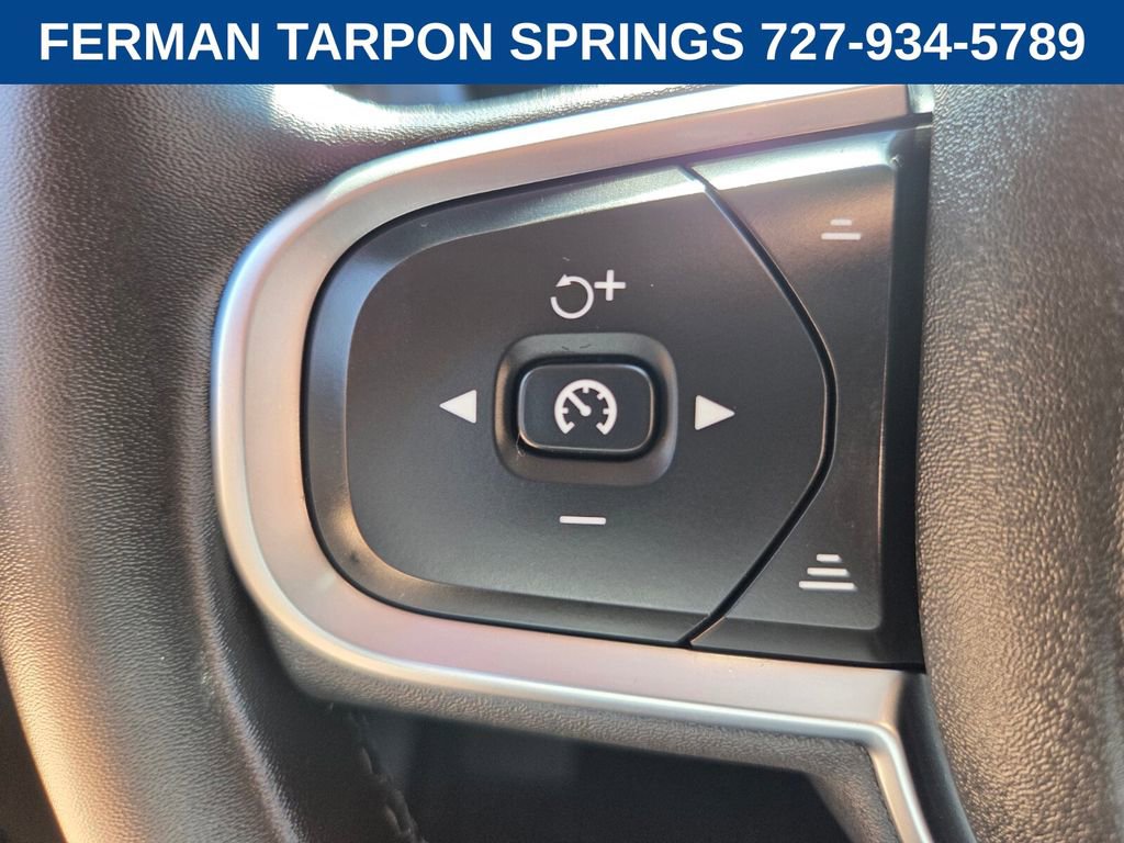 Used 2023 Volvo XC60 B5 Core w/ Climate Package AWD/4WD image 32