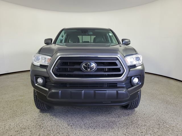 Used 2022 Toyota Tacoma SR5 w/ Technology Package image 2