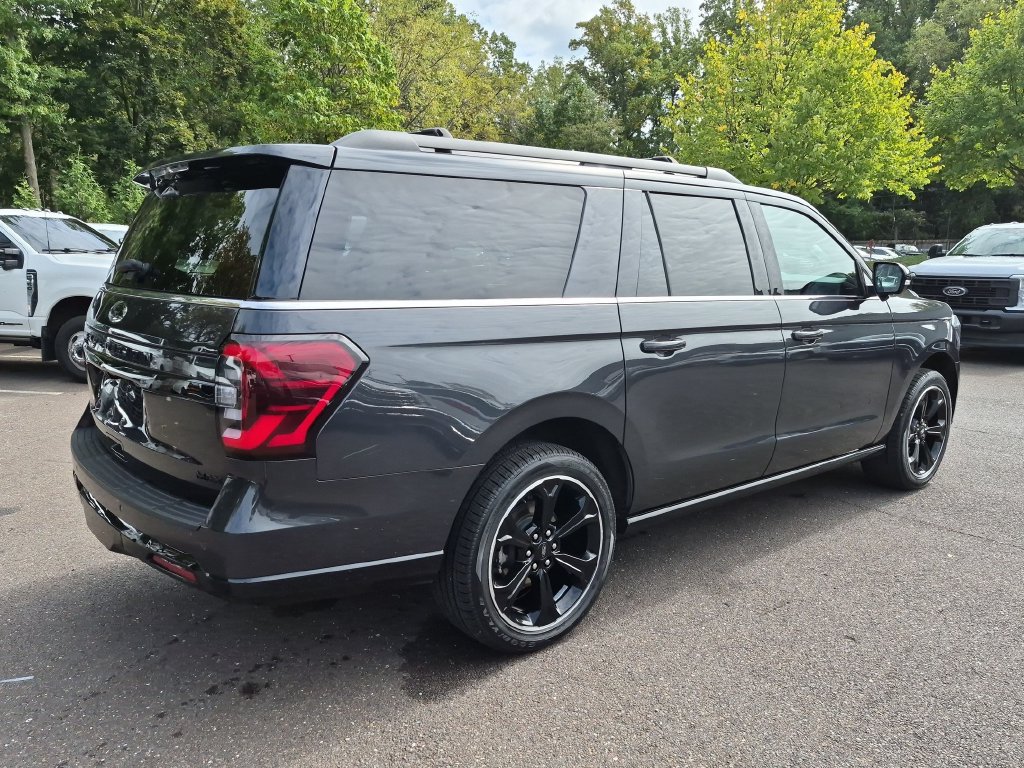 Certified 2023 Ford Expedition Max Limited AWD/4WD image 13