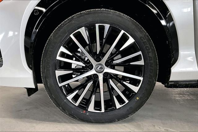 New 2026 Lexus RZ 450e AWD image 12