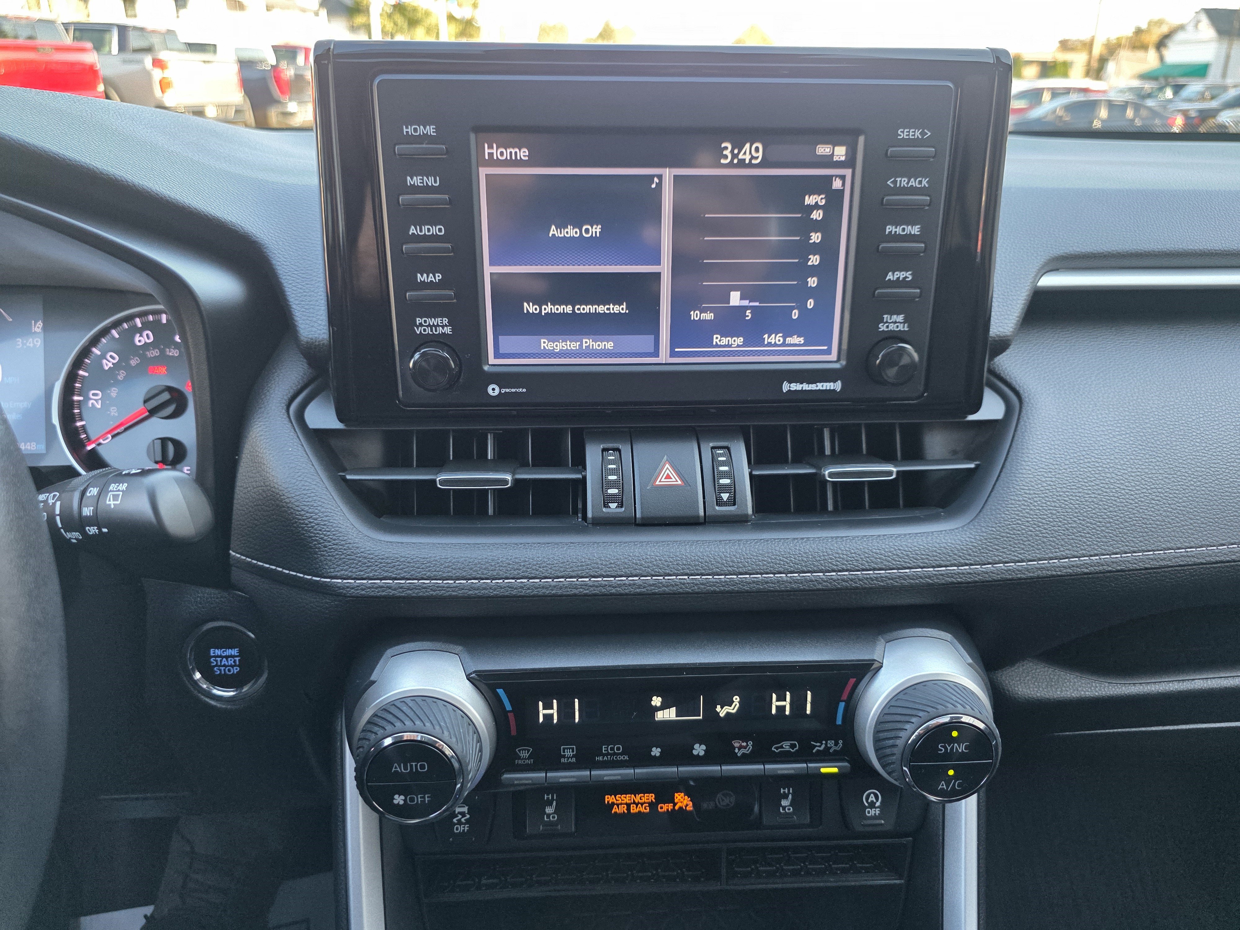 Used 2021 Toyota RAV4 XLE Premium image 18