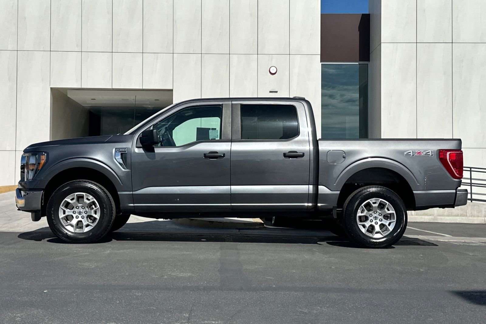 Certified 2023 Ford F150 XLT image 6