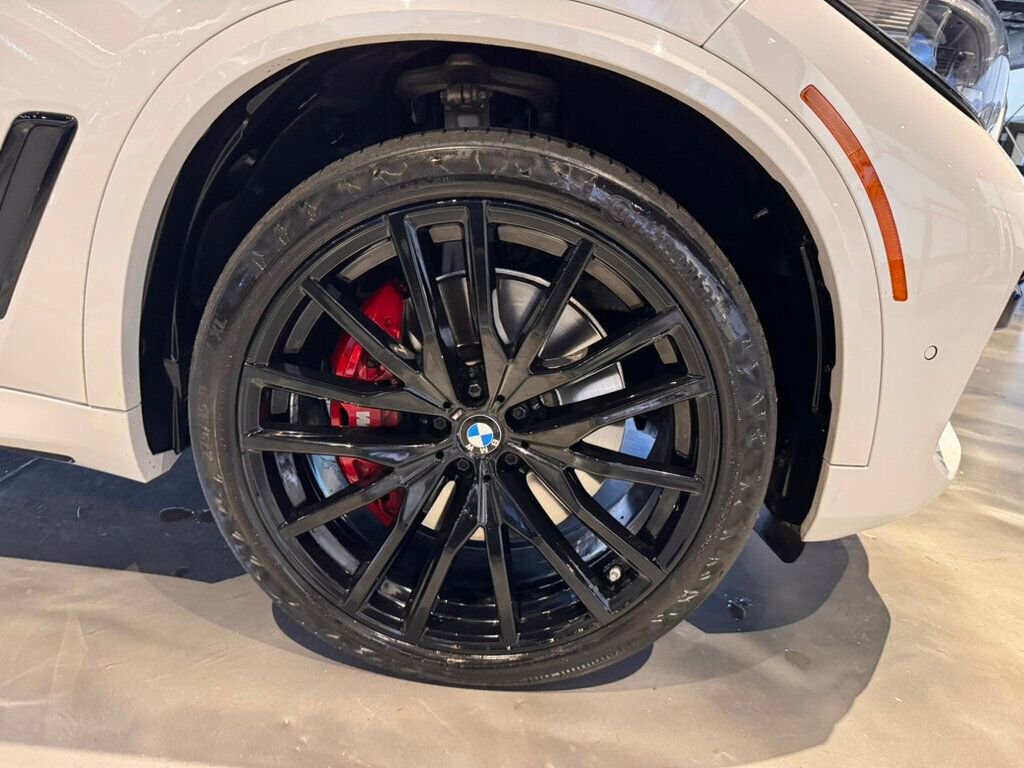 Used 2023 BMW X5 M50i w/ Executive Package image 27