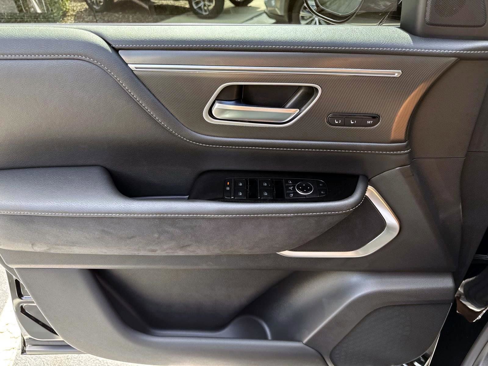 New 2026 INFINITI QX80 Luxe w/ Cargo Package image 7