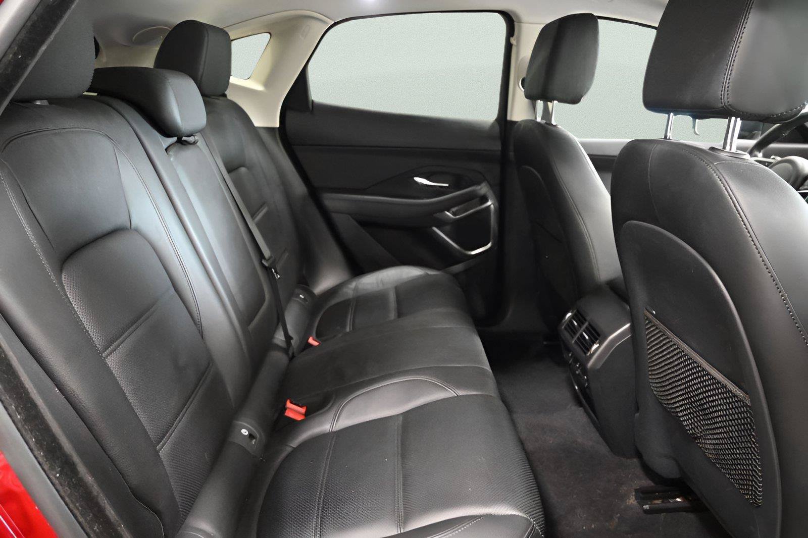 Used 2019 Jaguar E-PACE SE AWD/4WD image 17
