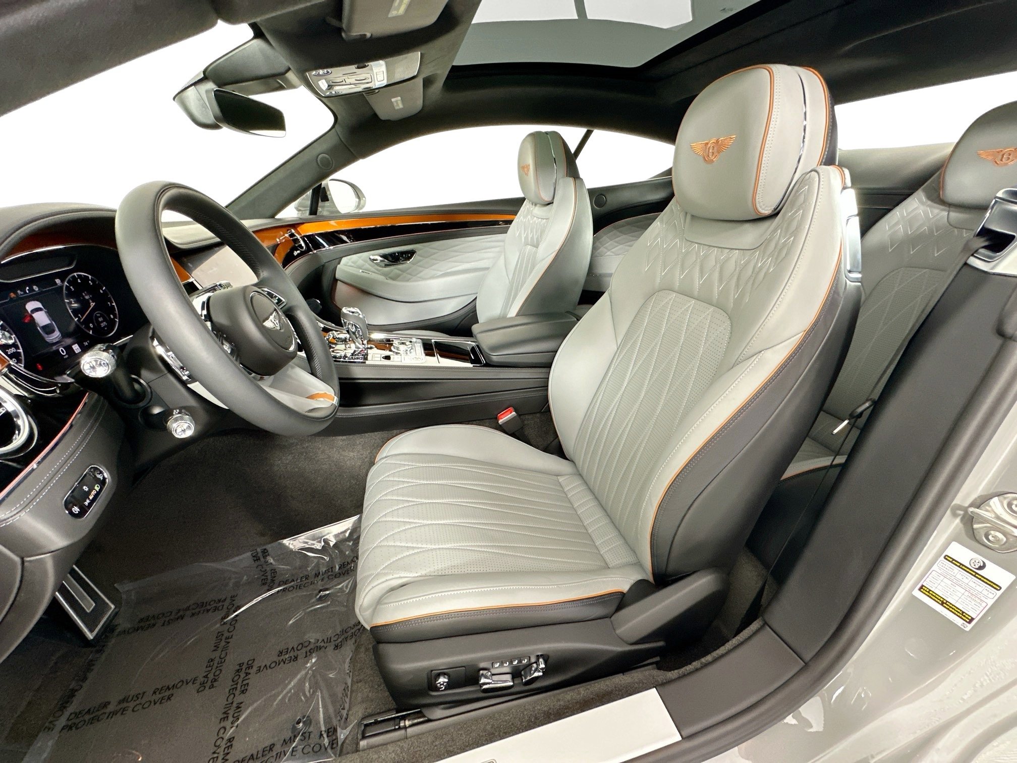 Certified 2024 Bentley Continental GT Azure image 22