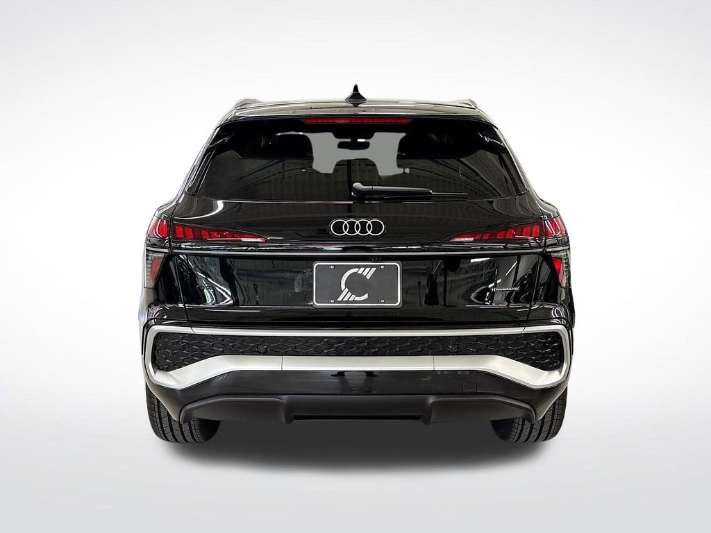 New 2026 Audi Q3 quattro 2.0T AWD/4WD image 4