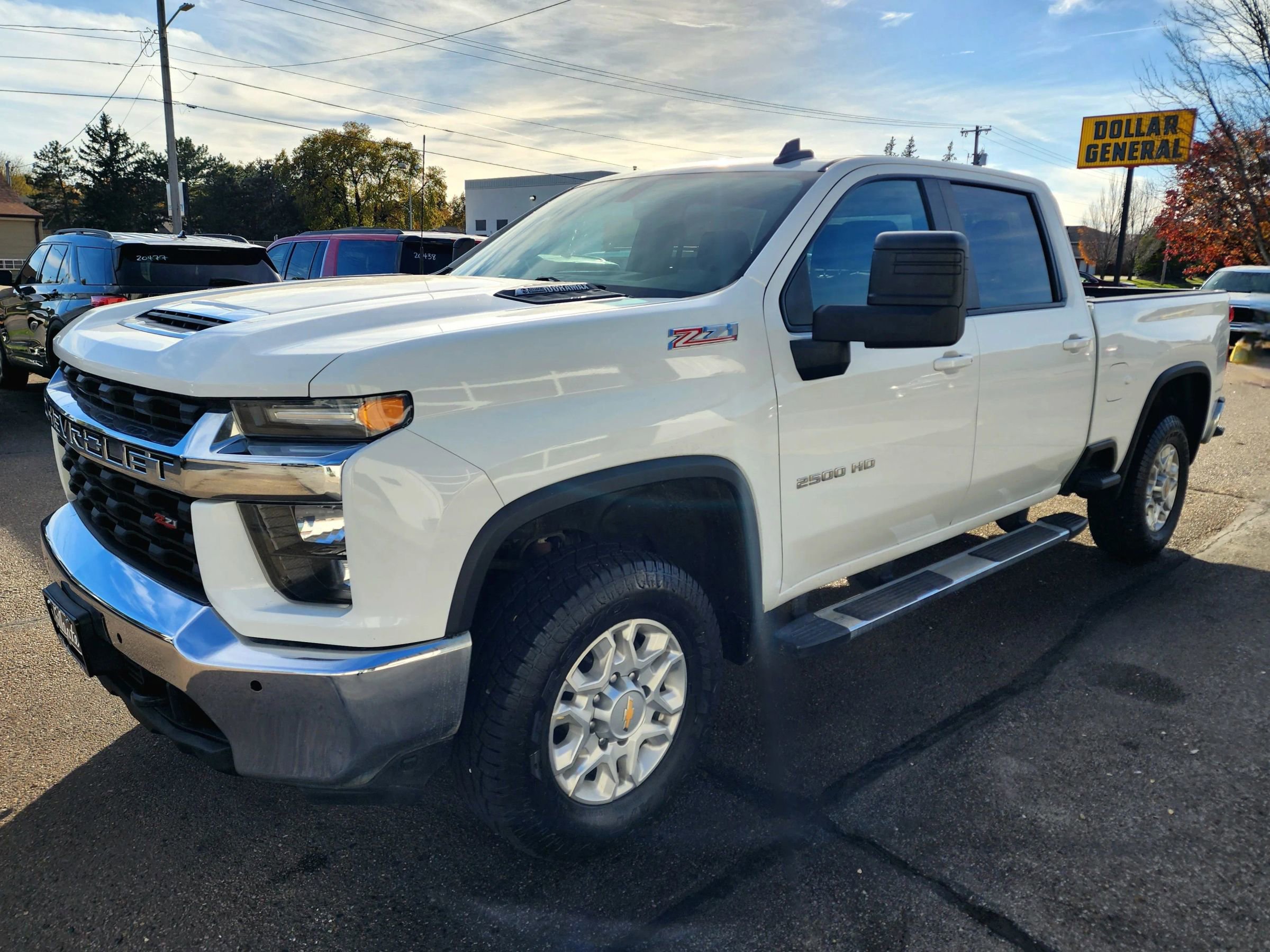 Used 2022 Chevrolet Silverado 2500 LT w/ Convenience Package AWD/4WD image 4